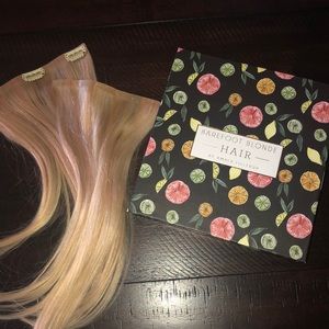 Barefoot Blonde Fill-Ins (Worn once!)
